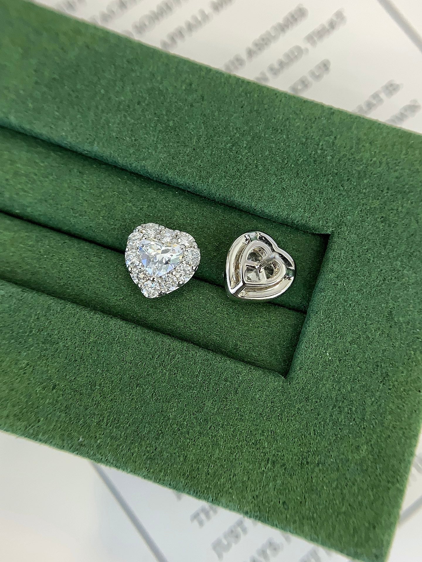 18K gold cultured diamond earrings [heart-shaped earrings]