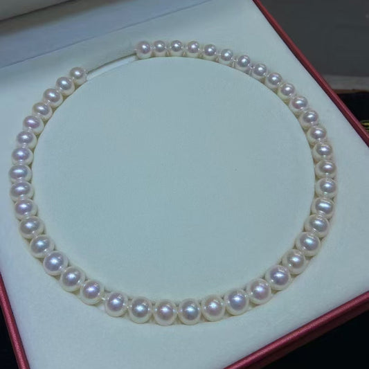 Natural freshwater pearl necklace